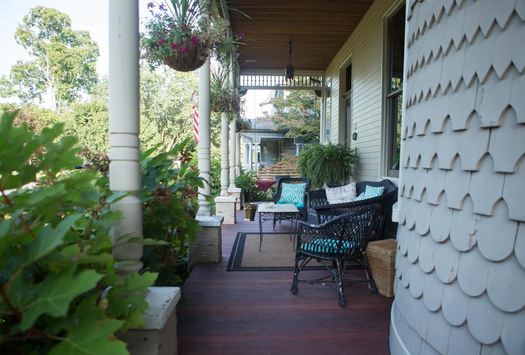10 Clarke Bed & Breakfast Frederick Ngoại thất bức ảnh
